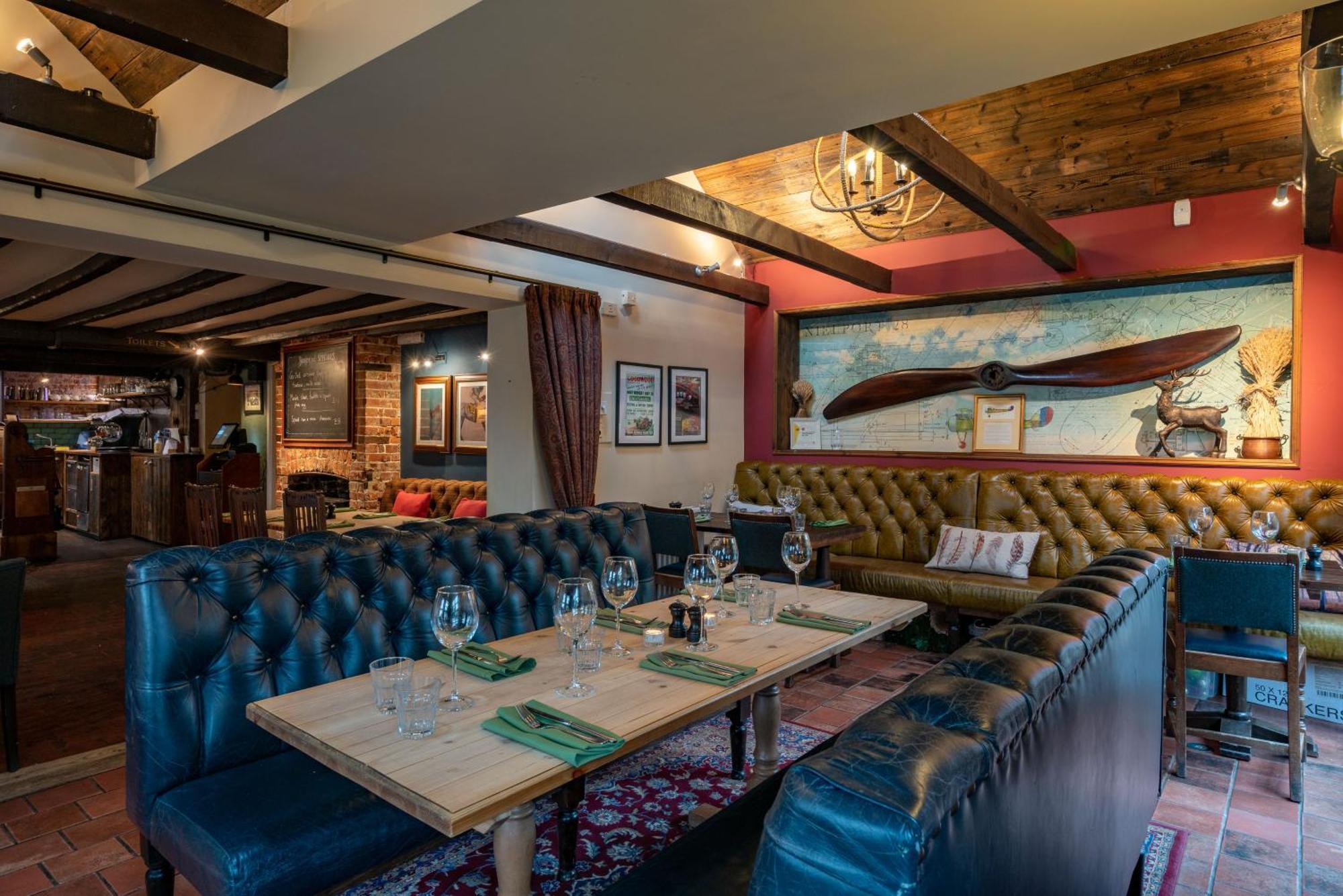 The Royal Oak Inn Chichester Exterior photo
