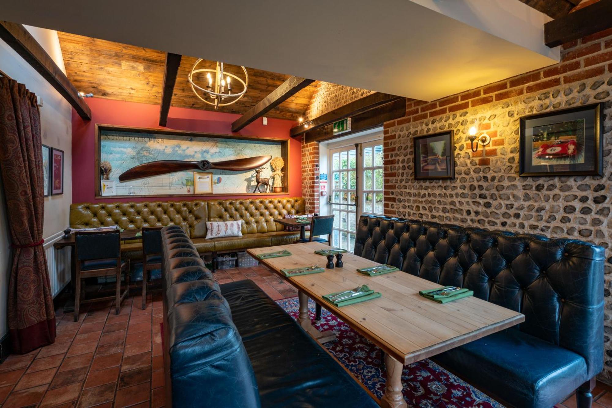 The Royal Oak Inn Chichester Exterior photo